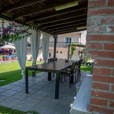 Guest house Theramvos Superior *