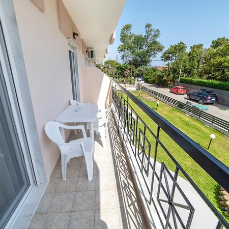 Guest house Theramvos Superior *