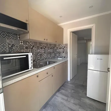 Theramvos Superior Affittacamere 3*