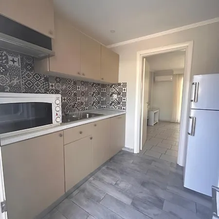 Theramvos Superior Affittacamere 3*