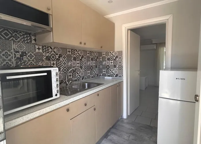 Theramvos Superior Affittacamere 3*